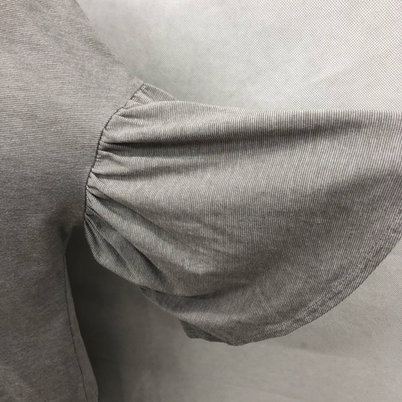 Olivia Sky gray top with embroidered roses - Picture 4 of 8